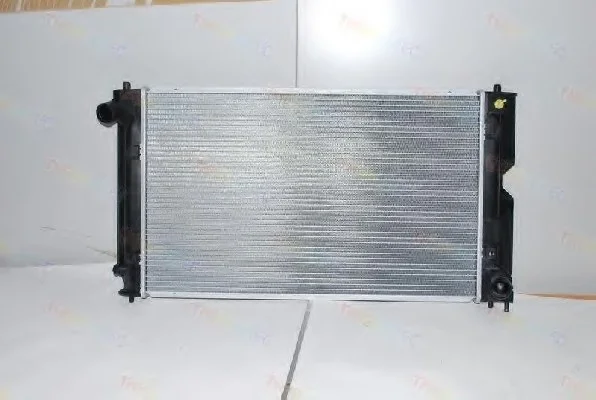 Радіатор двигуна (мкпп) TOYOTA AVENSIS, COROLLA, COROLLA VERSO 1.4D/2.0D 09.00-03.09 THERMOTEC D72004TT (фото 1)