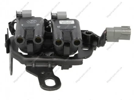 Катушка воспаления HYUNDAI/KIA Elantra/i30/Ceed/Sportage "2,0 "03-12 DENSO DIC-0114