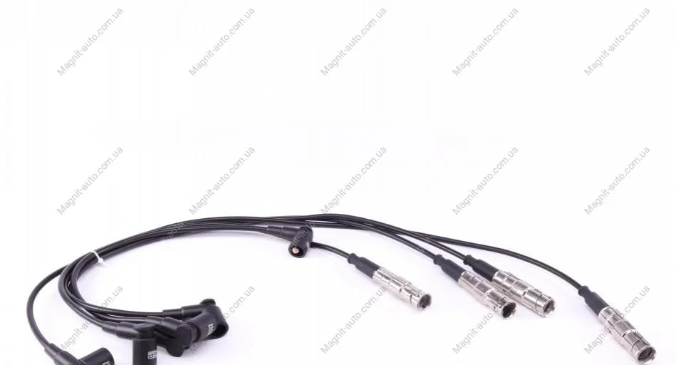 Комплект проводов MERCEDES 123/124/190 "M102 >>"93 BREMI 258 (фото 1)