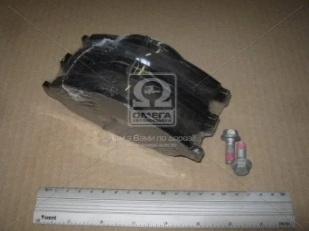 Колодки тормозные дисковые передние Peugeot 308 I, 3008 I CHAMPION 573241CH