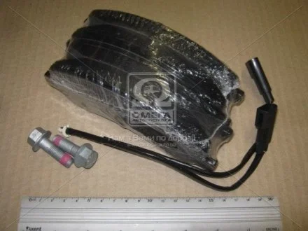 Колодки гальмівні дискові передні Ford Transit (06-14)/ VW Amarok (10-) CHAMPION 573275CH