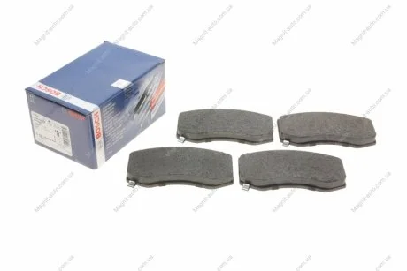 Гальмівні колодки дискові CHRYSLER/JEEP 300C/Grand Cherokee SRT "F "04-10 BOSCH 0986494870