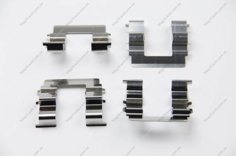 Монтажный к-кт тормозных колодок перед CLARUS/RIO 96- AUTOFREN D42940A