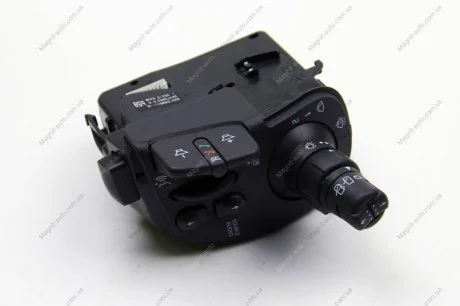 Перемикач підрульовий правий KANGOO 08- Renault RENAULT 8201590631