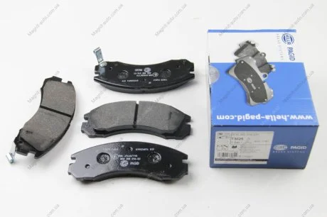 Комплект тормозных колодок, дисковый тормоз HELLA 8DB355016531