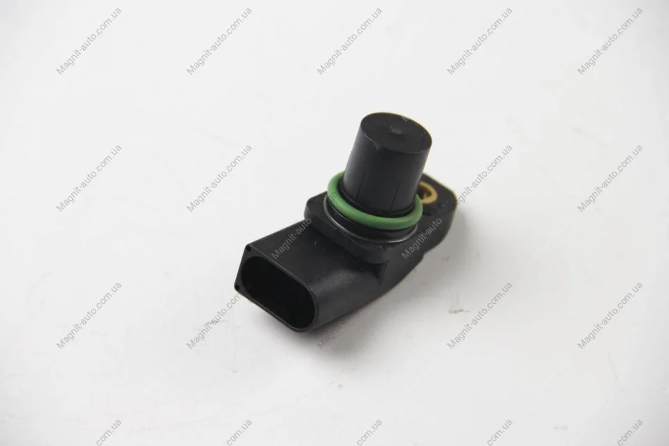 Датчик положения распредвала BMW 2.0D-4.4D 02-13 HELLA 6PU009121631 (фото 1)
