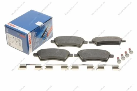 Комплект тормозных колодок переднего., FIAT SEDICI SUZUKI SX4 1.5-2.0D 06.06- BOSCH 0986494584