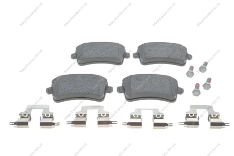 Комплект гальмівних колодок задній., AUDI A4 ALLROAD B8, A4 B8, A5, A6 ALLROAD C7, A6 C7, A7, A8 D4, Q5 PORSCHE MACAN 1.8-6.3 06.07- BOSCH 0986494637