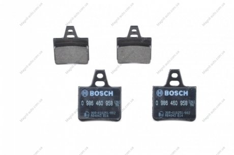 Комплект тормозных колодок, дисковый тормоз BOSCH 0986460958 (фото 1)