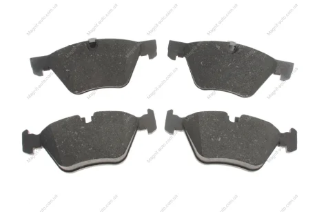 Комплект тормозных колодок переднего., BMW 5 (E60), 5 (E61) 2.0-3.0D 07.03-12.10 ATE 13046071762