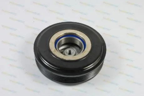 Муфта компресора кондиціонера (DENSO 7SEU17C 4PK 100мм) BMW 3 (E90), 5 (E60), 5 (E61), 5 GRAN TURISMO (F07), 7 (E65, E66, E67) 2.0-3.0D 12.01-02.17 THERMOTEC KTT040037
