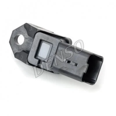 Датчик тиску у впускному колекторі (3 pin) VOLVO C30, C70 II, S40 II, S80 II, V50, V70 III CITROEN BERLINGO, BERLINGO MULTISPACE, C2, C3 I, C3 II, C3 PICASSO, C4 1.4D/1.6D/2.0D 02.99- DENSO DAP0117 (фото 1)