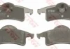 Комплект гальмівних колодок задній., JEEP CHEROKEE, GRAND CHEROKEE II 2.5-4.7 01.88-09.05 TRW GDB4127 (фото 2)
