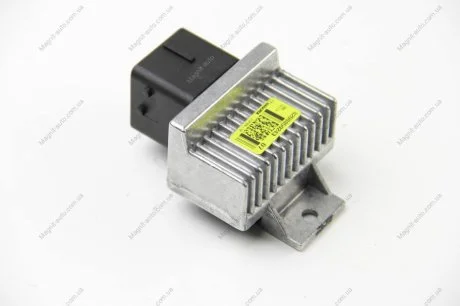 Реле свічок розжарювання, Renault 1.5-2.3dCi 05- RENAULT 8200859243
