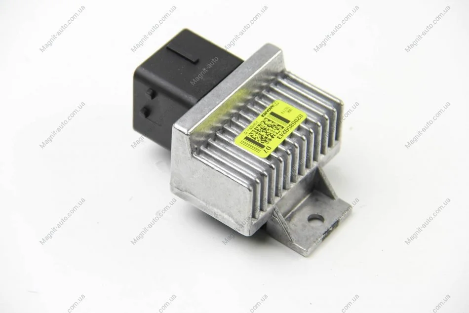 Реле свічок розжарювання, Renault 1.5-2.3dCi 05- RENAULT 8200859243 (фото 1)