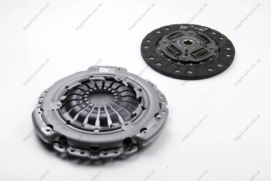 Комплект зчеплення 1.5 dci K9K Clio IV Duster Lodgy Logan II RENAULT 302057302R (фото 1)