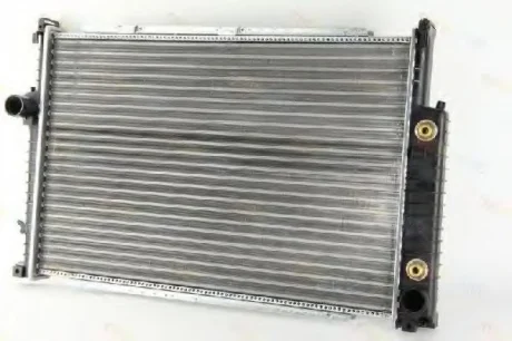Радіатор двигуна (акпп) BMW 5 (E34), 7 (E32), 8 (E31) 2.4D-5.4 09.87-12.99 THERMOTEC D7B019TT