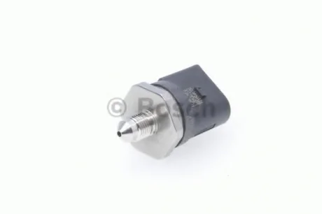 Датчик, давление подачи топлива BOSCH 0261545026