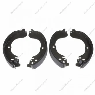 Колодки тормозные барабанные задние Chrysler, Jeep Patriot 4x4-17, Nissan Juke I-19 (произ-во Blue Pri BLUE PRINT ADA104116