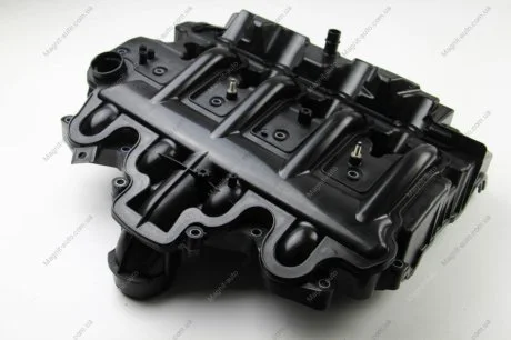 Крышка головки блока цилиндров 2,2/2,5 dci Renault Master II (98-10), Trafic II (01-), Laguna II (01-) Renault RENAULT 8200714033
