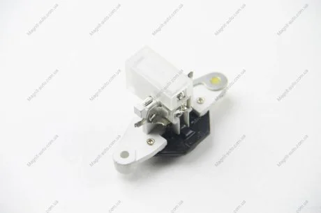 Регулятор генератора HELLA 5DR004241131