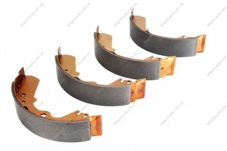 Гальмівна колодка GREAT WALL PEGASUS, SOCOOL ISUZU CAMPO, D-MAX I, KB, PICKUP, TF, TFR/TFS, TROOPER I OPEL CAMPO, FRONTERA A, FRONTERA A SPORT 1.6-3.5 04.77- LPR 06340