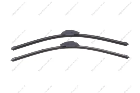 Комплект щеток стеклоочистителя бескаркасных. Silencio Flat 550/550 Valeo 574466