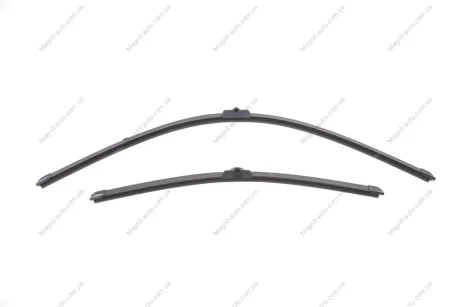 Комплект щеток стеклоочистителя бескаркасных. Silencio Flat 650/450 Valeo 574709