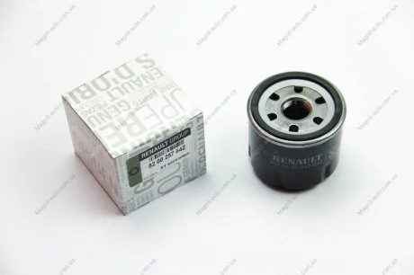 Фильтр масляный Kangoo 1.2i 04.03- RENAULT 8200257642