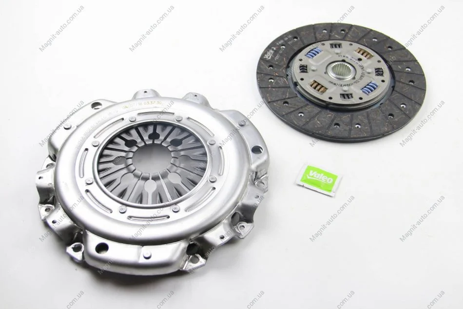Сцепление (к-кт.) 2.2 - 2.7CDI 03-06 Valeo 826694 (фото 1)