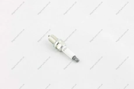 Свеча зажигания VAG 06H905601A