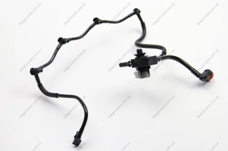 Шланг повернення надлишкового палива, 1.9dCi 01- (з клапаном) RENAULT 8200361444