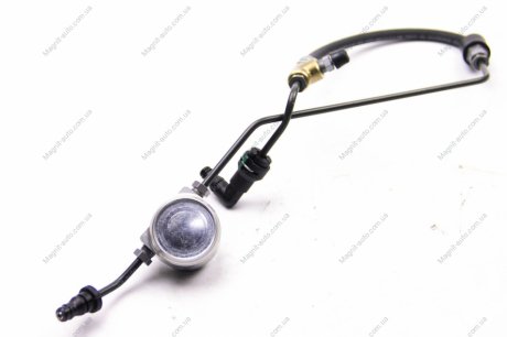 Трубка цилиндра сцепления Trafic 2.0 dCi 09- RENAULT 8200860426 (фото 1)