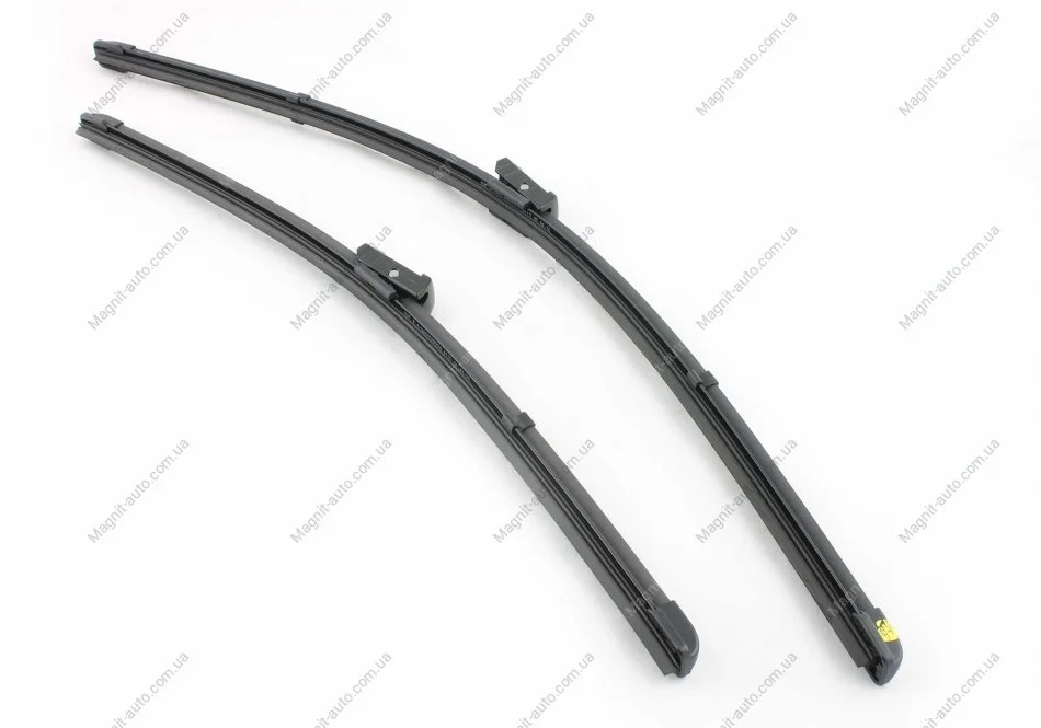 Щетки стеклоочистителя комплект 2 шт VAG 3C8 998 002 (фото 1)