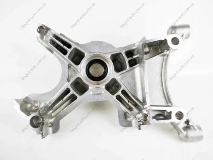 Кронштейн TOYOTA 16307-50012
