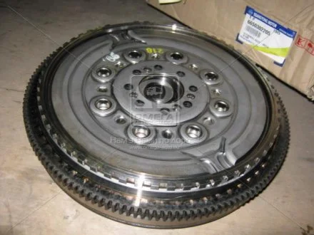 Маховик двигуна Actyon (06-) D20 / Kyron (05-) D20, D27 / Rexton (08-) D27 (DUAL MASS) SsangYong SSANGYONG 6650302205