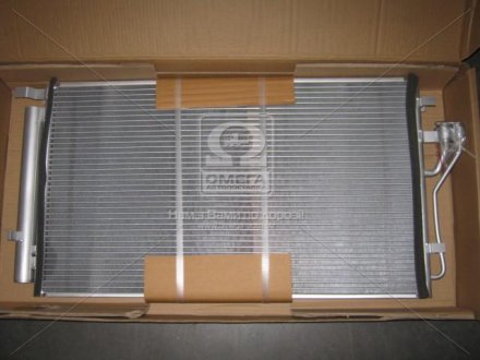 Конденсор кондиционера Hyundai iX35/ KIA Sportage AVA COOLING HYA5279D (фото 1)