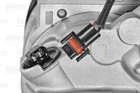 Компресор кондиціонера Valeo 813415