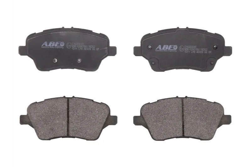 Комплект тормозных колодок переднего., FORD B-MAX, ECOSPORT, FIESTA, FIESTA VI, FIESTA VII, TOURNEO COURIER B460, TRANSIT COURIER B460 1.0-1.6D 06.08- ABE C1G064ABE (фото 1)