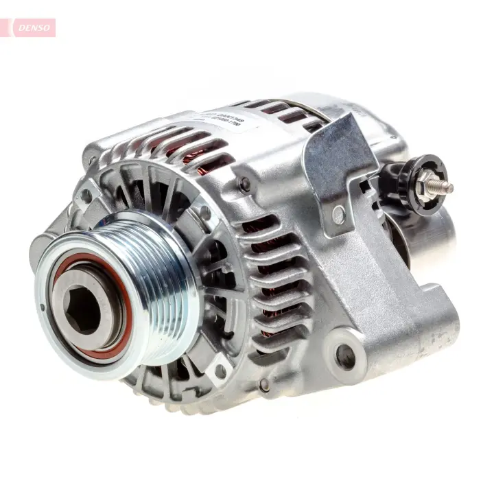 Генератор (14В, 70А, новый) TOYOTA DYNA, HIACE IV, HILUX VI, HILUX VII, LAND CRUISER 90, LAND CRUISER PRADO 2.5D/3.0D 08.00- DENSO DAN1349 (фото 1)