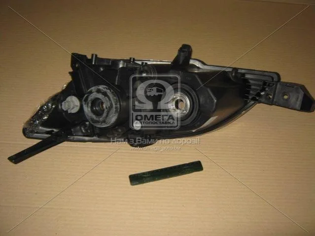 Фара права Mazda 3 BK (04-) H7/HB3 хетчбек TYC 20-A859-05-2B (фото 1)