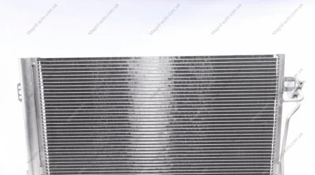Радиатор кондиционера MAHLE / KNECHT AC 761 000S