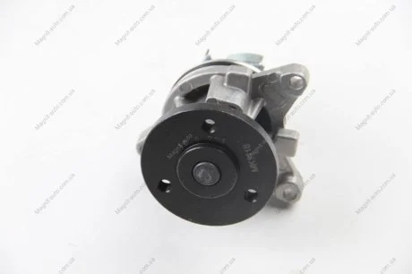 Водяной насос Focus/Fiesta 1.8/2.0 Mazda 3/5/6 Volvo 04- SALERI SIL PA1138