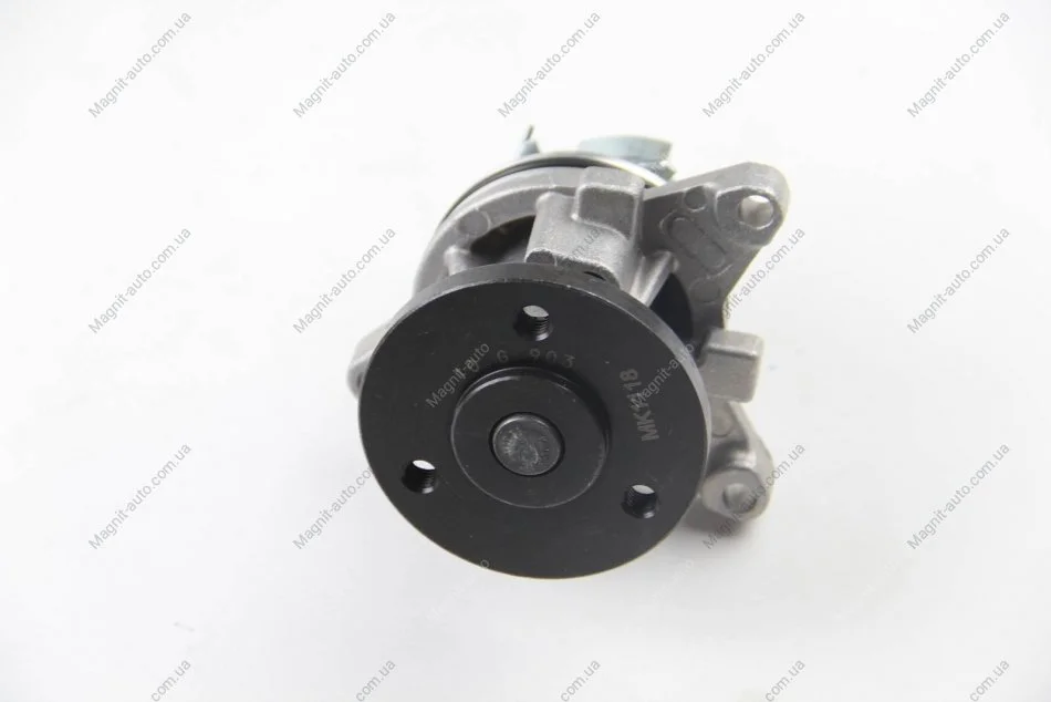 Водяной насос Focus/Fiesta 1.8/2.0 Mazda 3/5/6 Volvo 04- SALERI SIL PA1138 (фото 1)