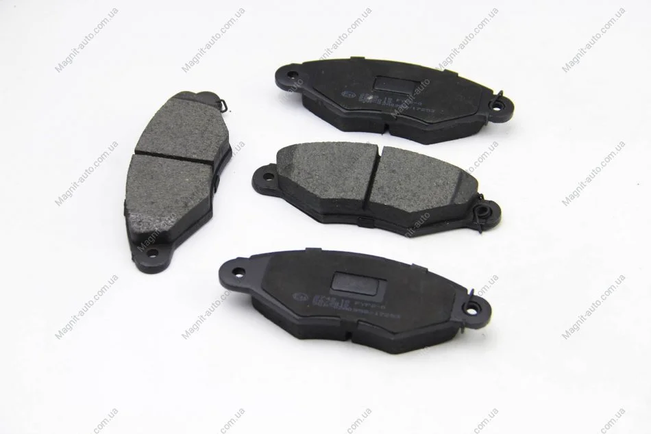 Тормозные колодки пер. Kangoo 97-08 (Bosch) BREMSI BP2749 (фото 1)