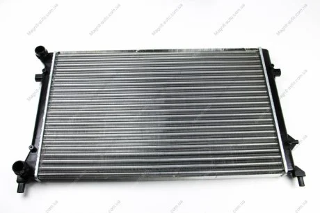 Радиатор воды Caddy III 2.0SDI/1.4i/1.6i /Golf/Octavia (+/- BSG BSG 90-520-013