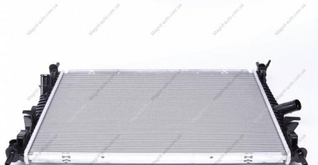 Радиатор охлаждения MAHLE / KNECHT CR 1370 000S