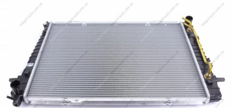 Радіатор охолодження MAHLE / KNECHT CR 1321 000S