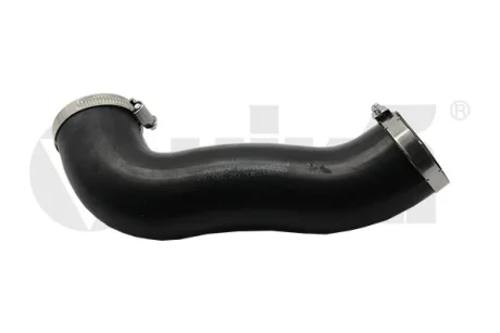 Патрубок интеркулера Skoda Rapid (13-)/VW Polo (10-15) VIKA Vika 11451795801