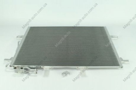 KALE DB Радиатор кондиционера W211 02- Kale oto radyator 381600